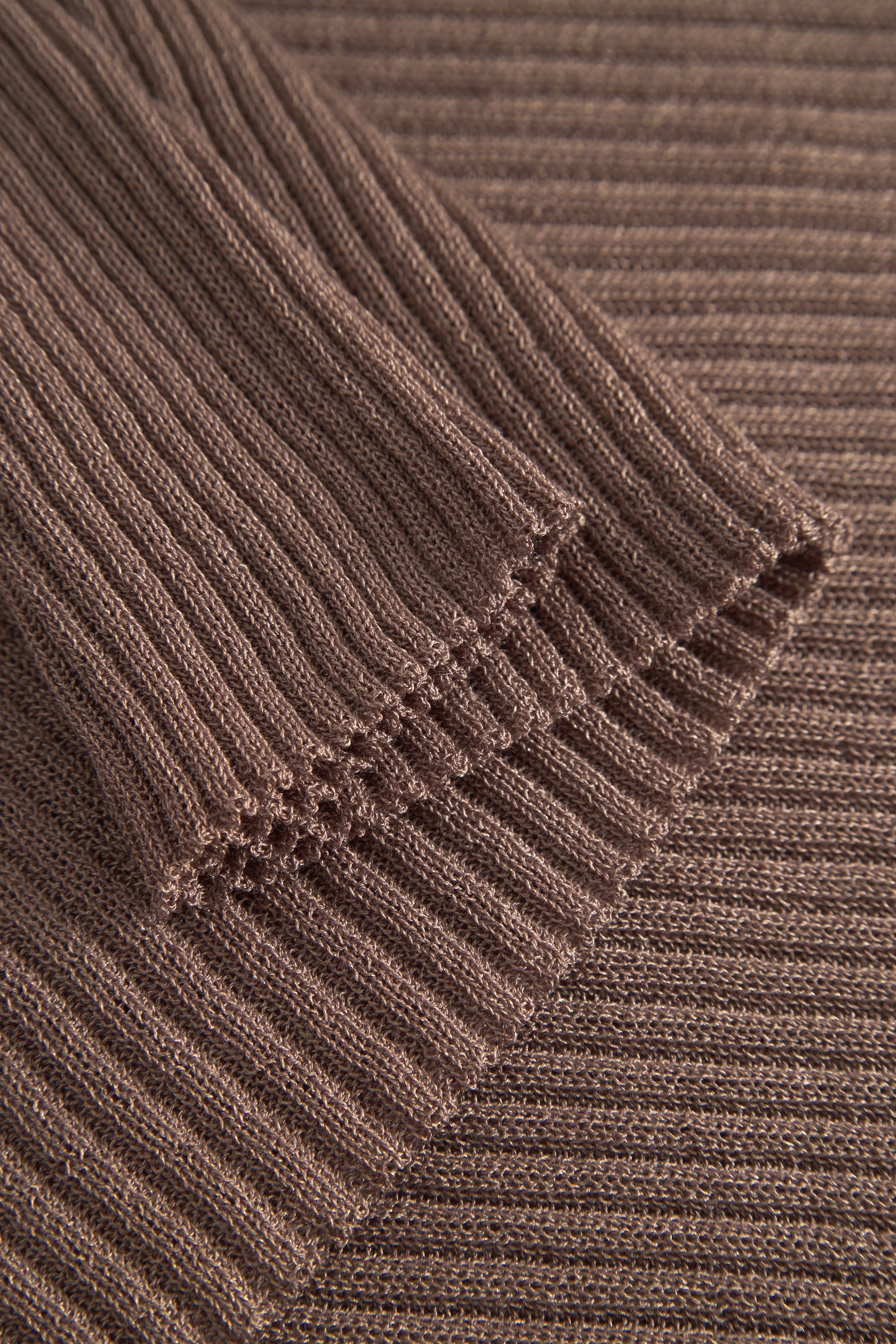 MKDT Studio Kossy Tech Light Knit Sweater TAUPE