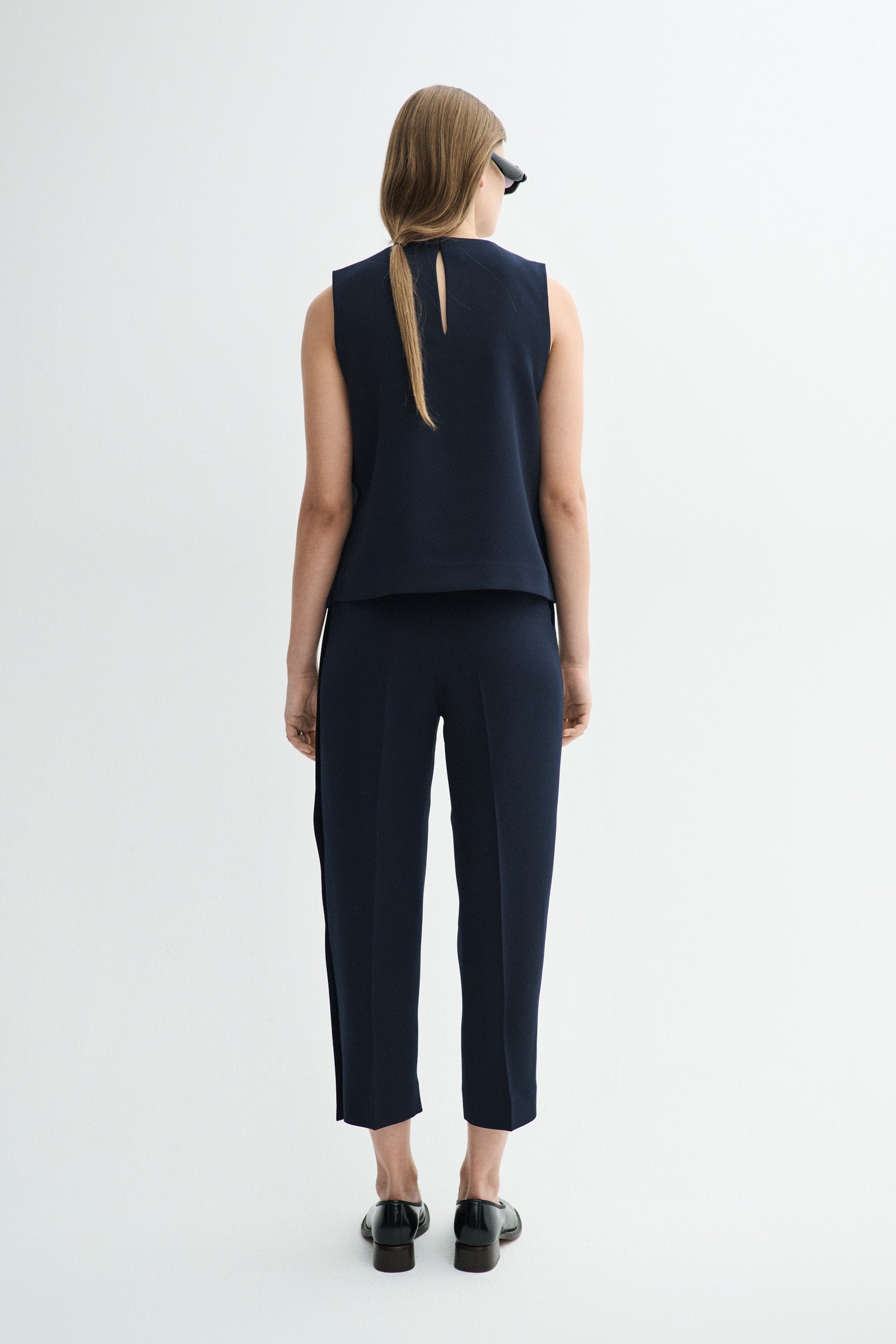 MKDT Studio TENA CREPE GEORGETTE Tops NAVY