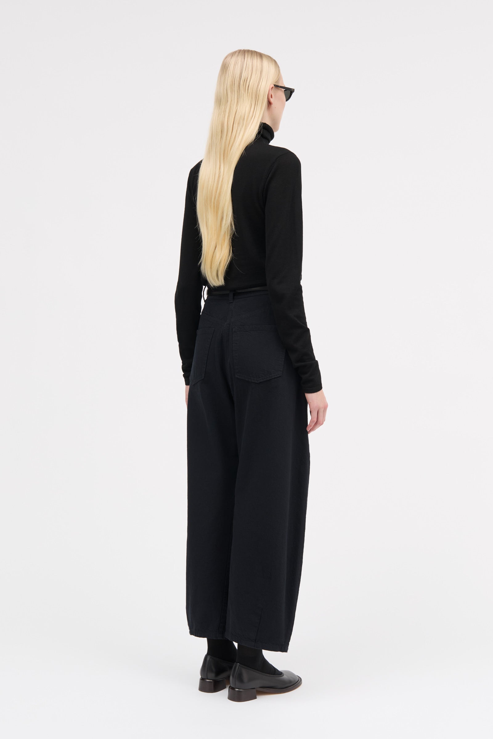 MKDT Studio Korinella Merino Sweater BLACK