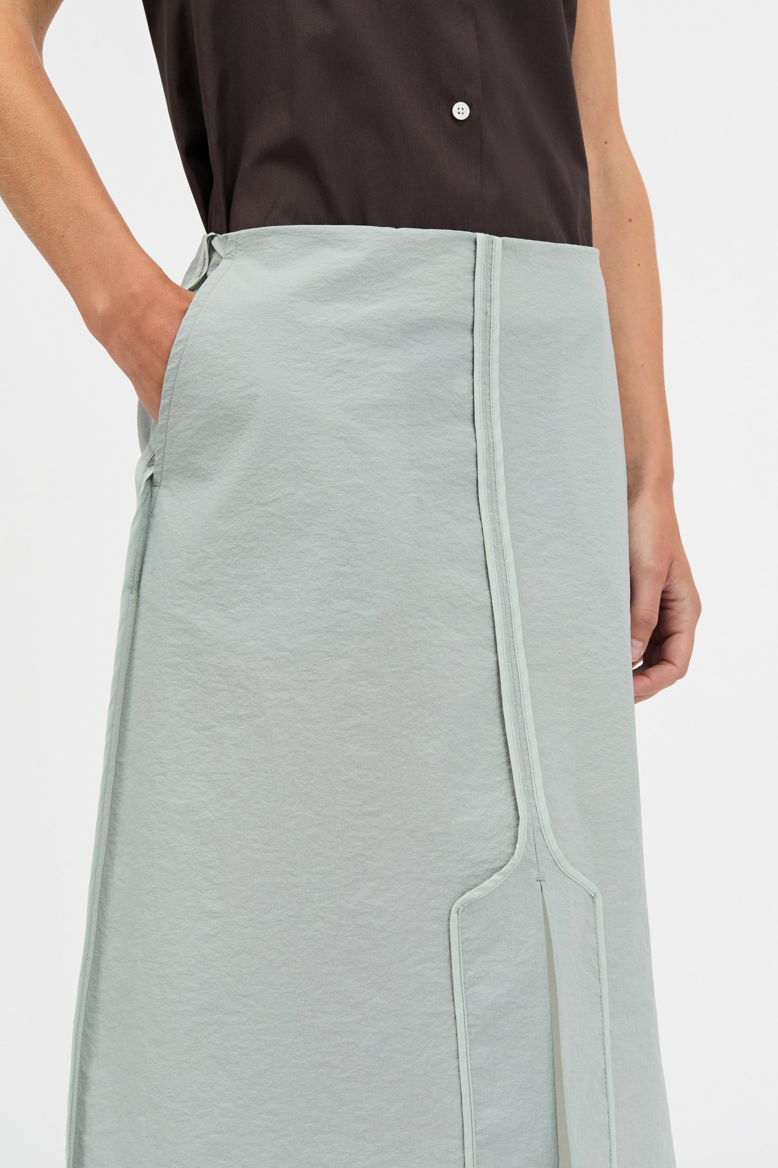 MKDT Studio NOLLY CRISP TECH Skirts SAGE GREEN