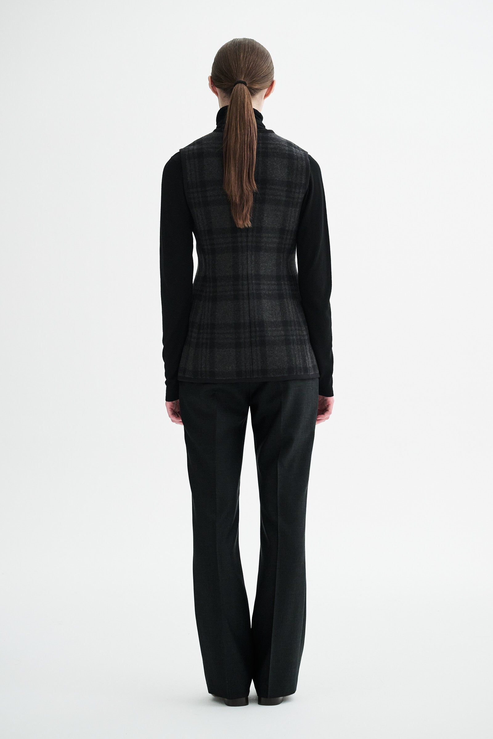 MKDT Studio VIENNA CHECK VEST Vest BLACK