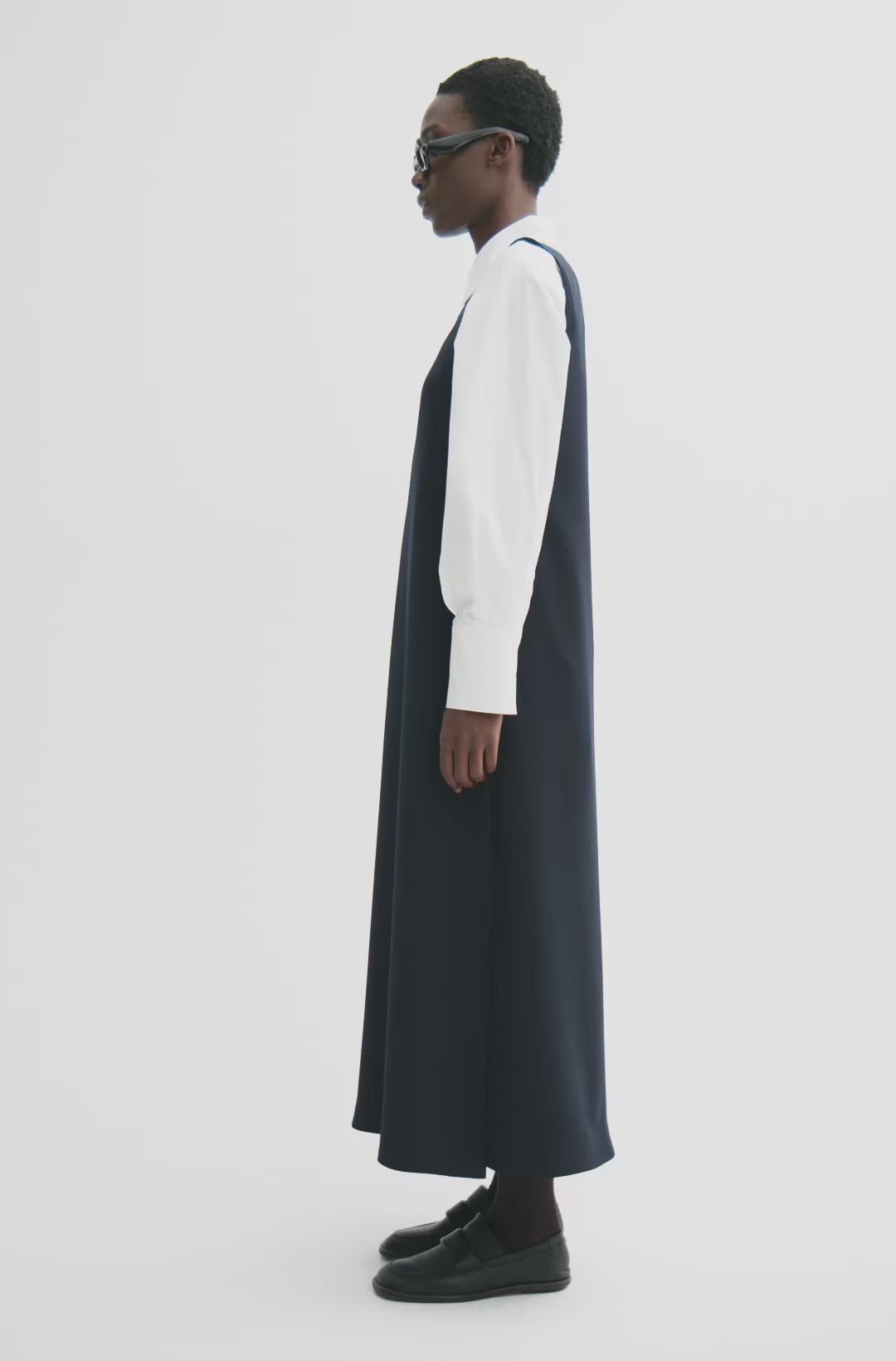 MKDT Studio DANNA CREPE GEORGETTE Dresses NAVY